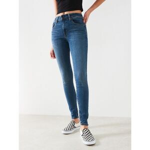 Levi`s 711 Skinny Jeans Medium Wash Women Blue